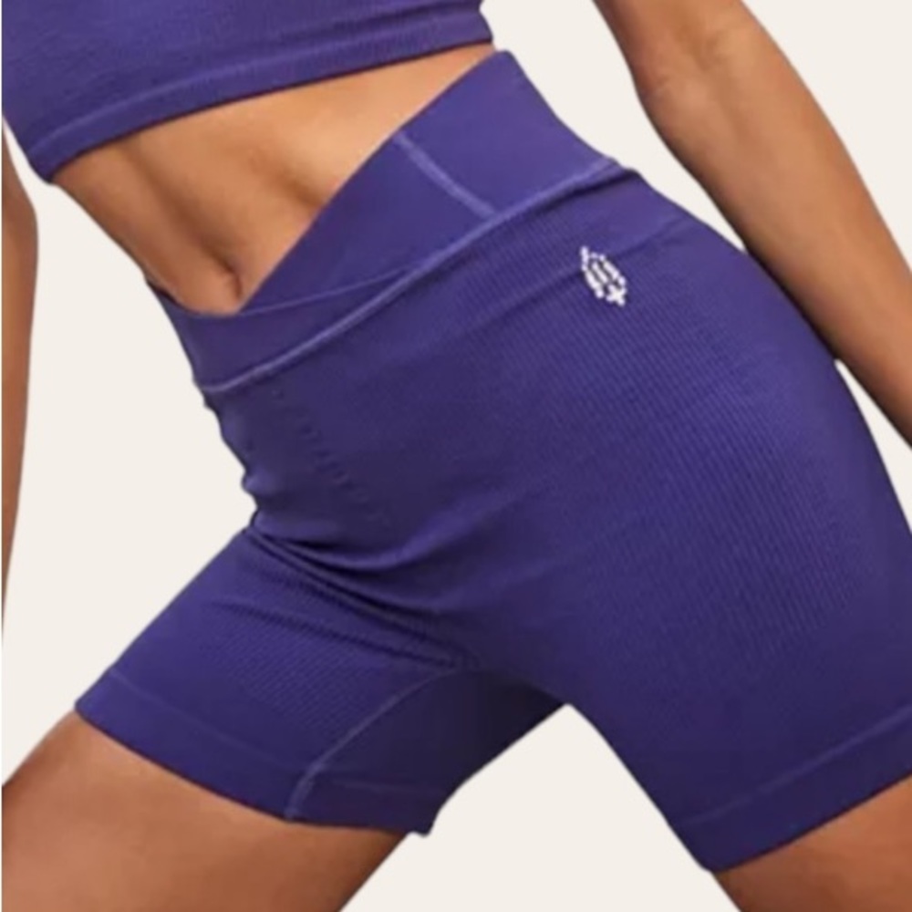 Free People Free Throw High Rise Stretch Athletic Purple Shorts NWT Small